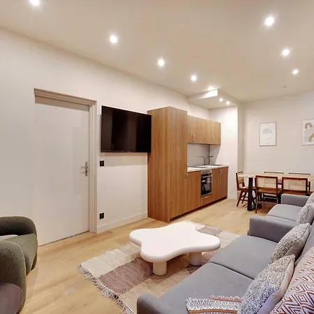 Spacious - 2br 10p - Place D'italie アパート *